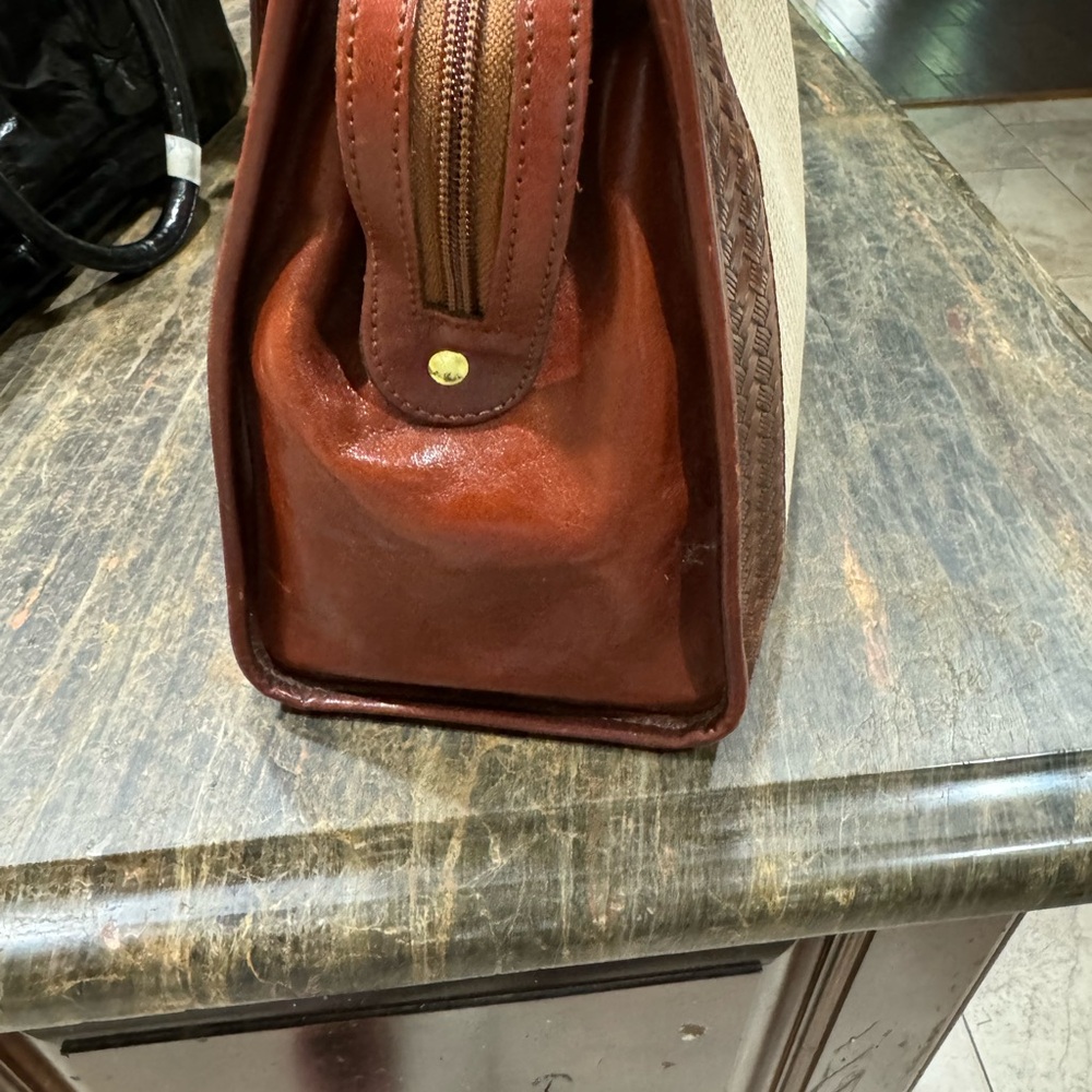 Purse - Picture 10 of 11